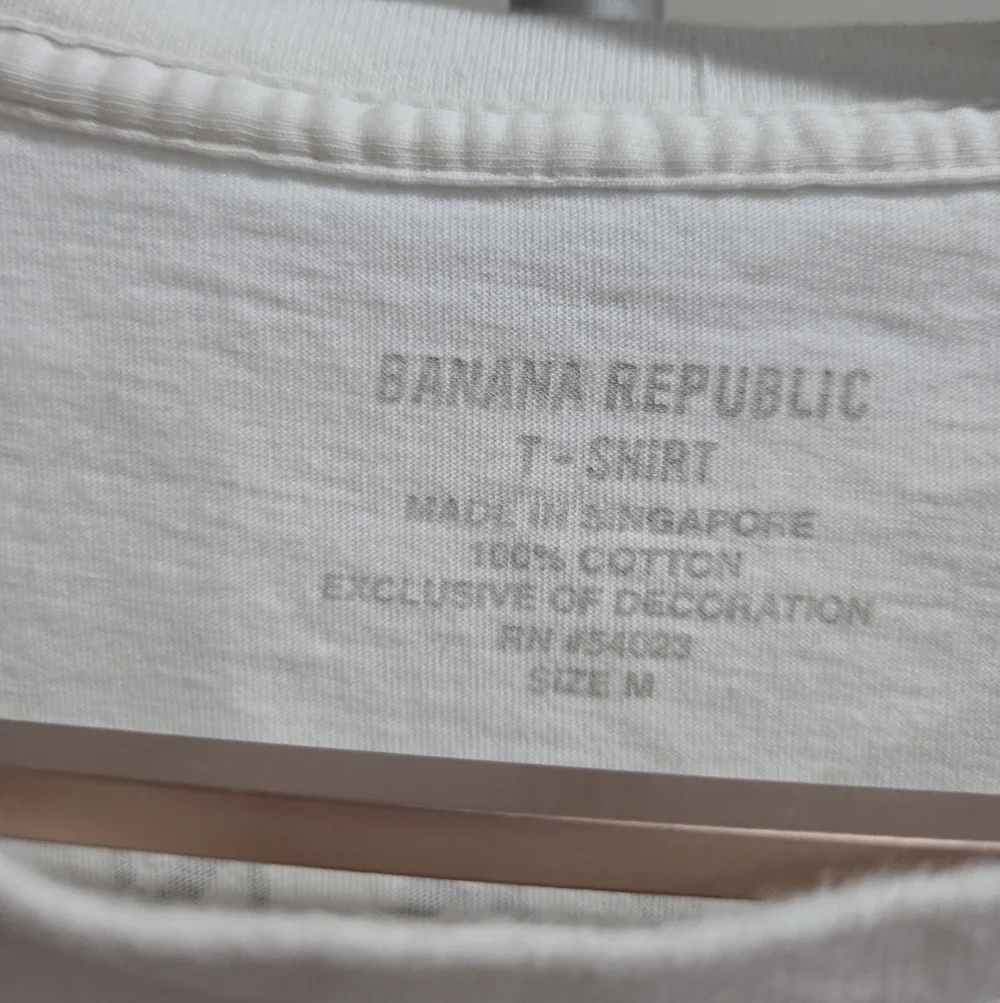 Banana Republic White Long Sleeve Men's TShirt Sz.M